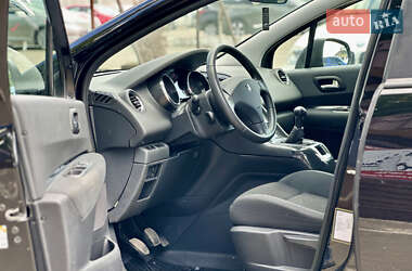 Микровэн Peugeot 5008 2013 в 
