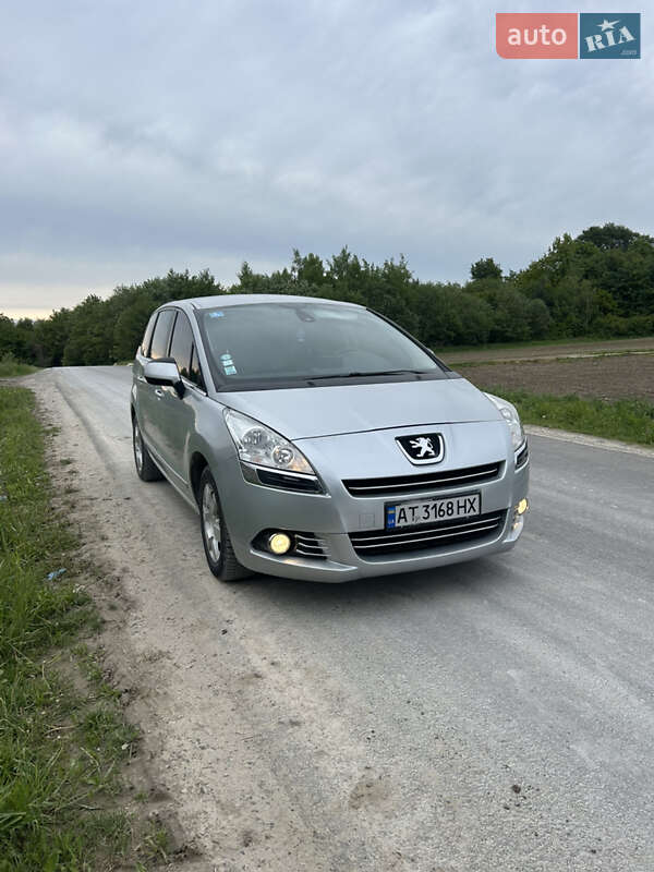 Мікровен Peugeot 5008 2010 в Івано-Франківську
