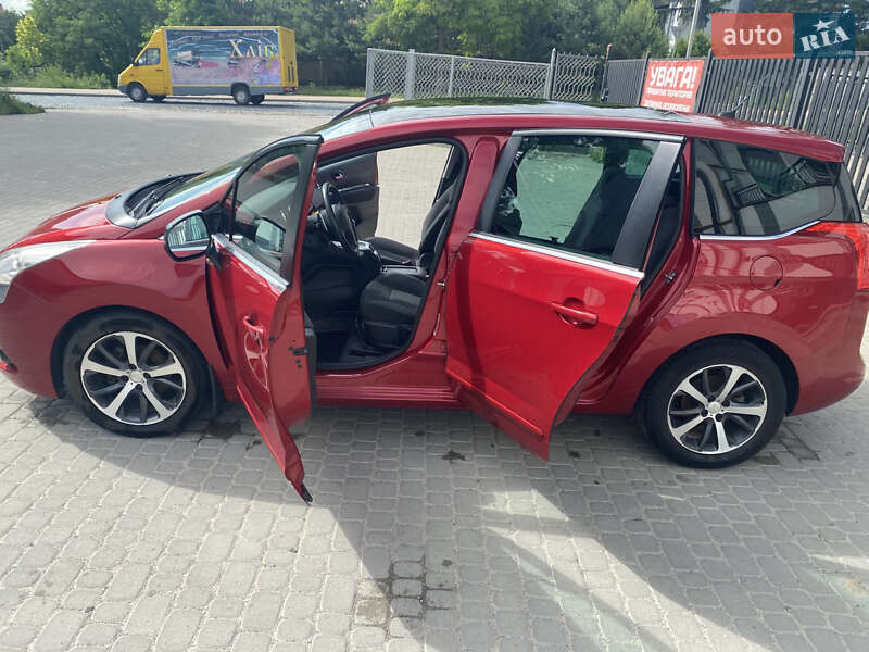 Микровэн Peugeot 5008 2012 в Чорткове