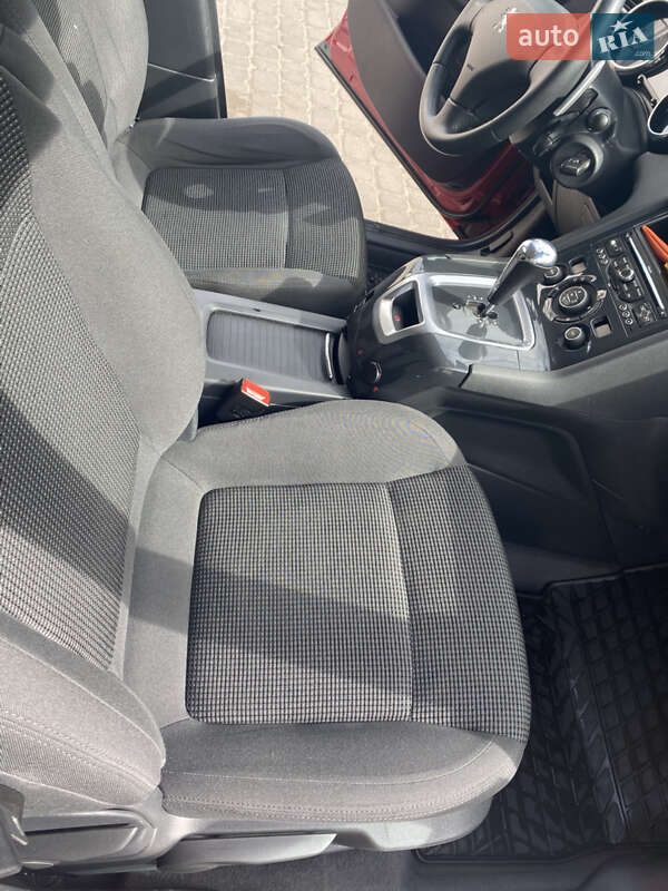 Микровэн Peugeot 5008 2012 в Чорткове