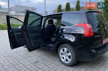 Мікровен Peugeot 5008 2013 в 