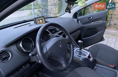 Мікровен Peugeot 5008 2013 в 