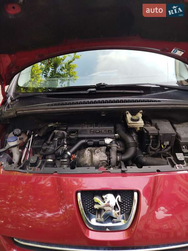 Мікровен Peugeot 5008 2009 в Чернівцях