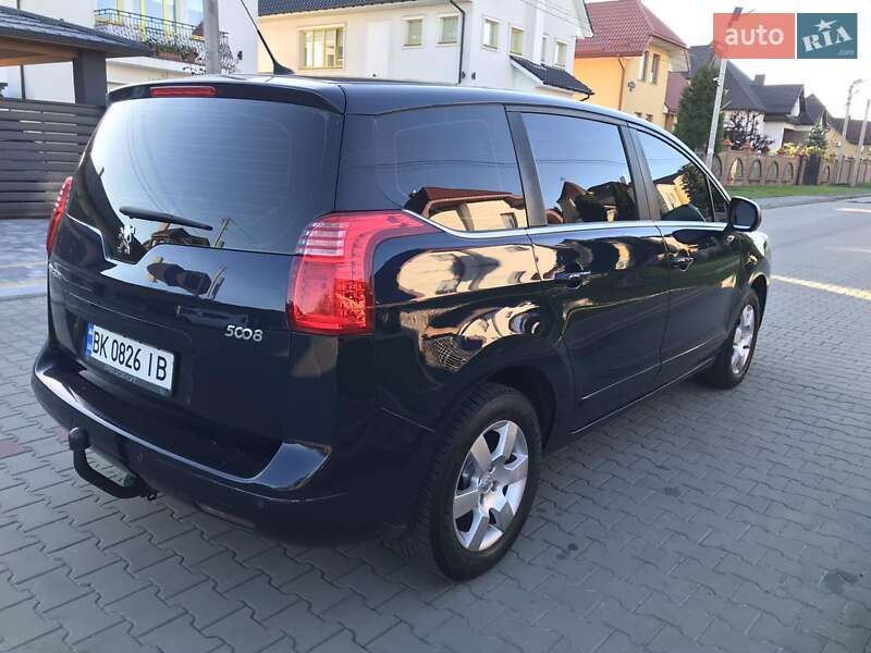 Мікровен Peugeot 5008 2010 в Луцьку