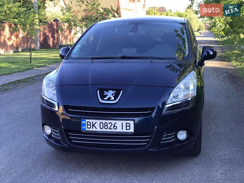 Мікровен Peugeot 5008 2010 в Луцьку