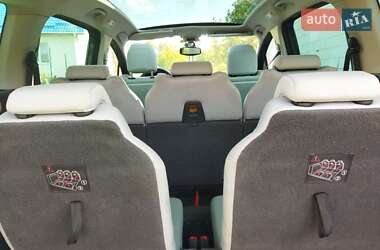 Микровэн Peugeot 5008 2009 в 