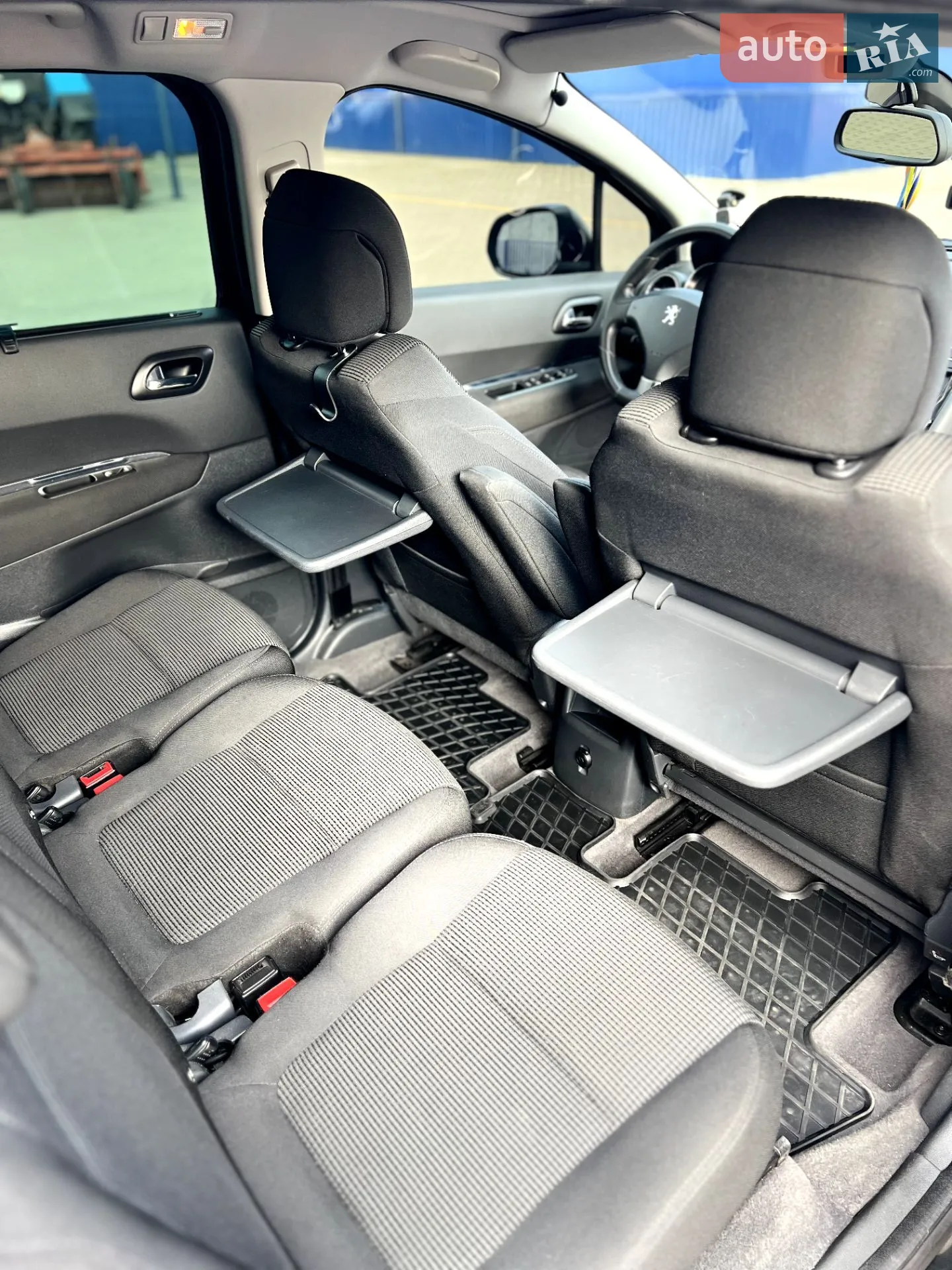 2010 Peugeot 5008 - мініатюра 6