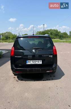 Микровэн Peugeot 5008 2013 в 