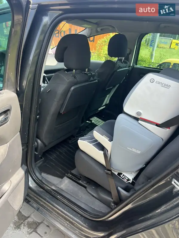 Peugeot 5008 2016 VIN VF30EBHZTGS037462 фото оголошення 11 з 50