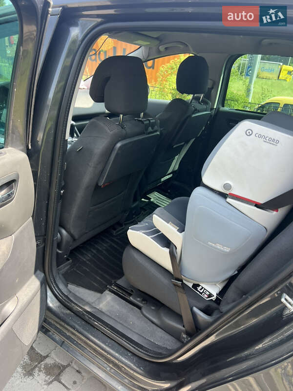 Мікровен Peugeot 5008 2016 в Львові