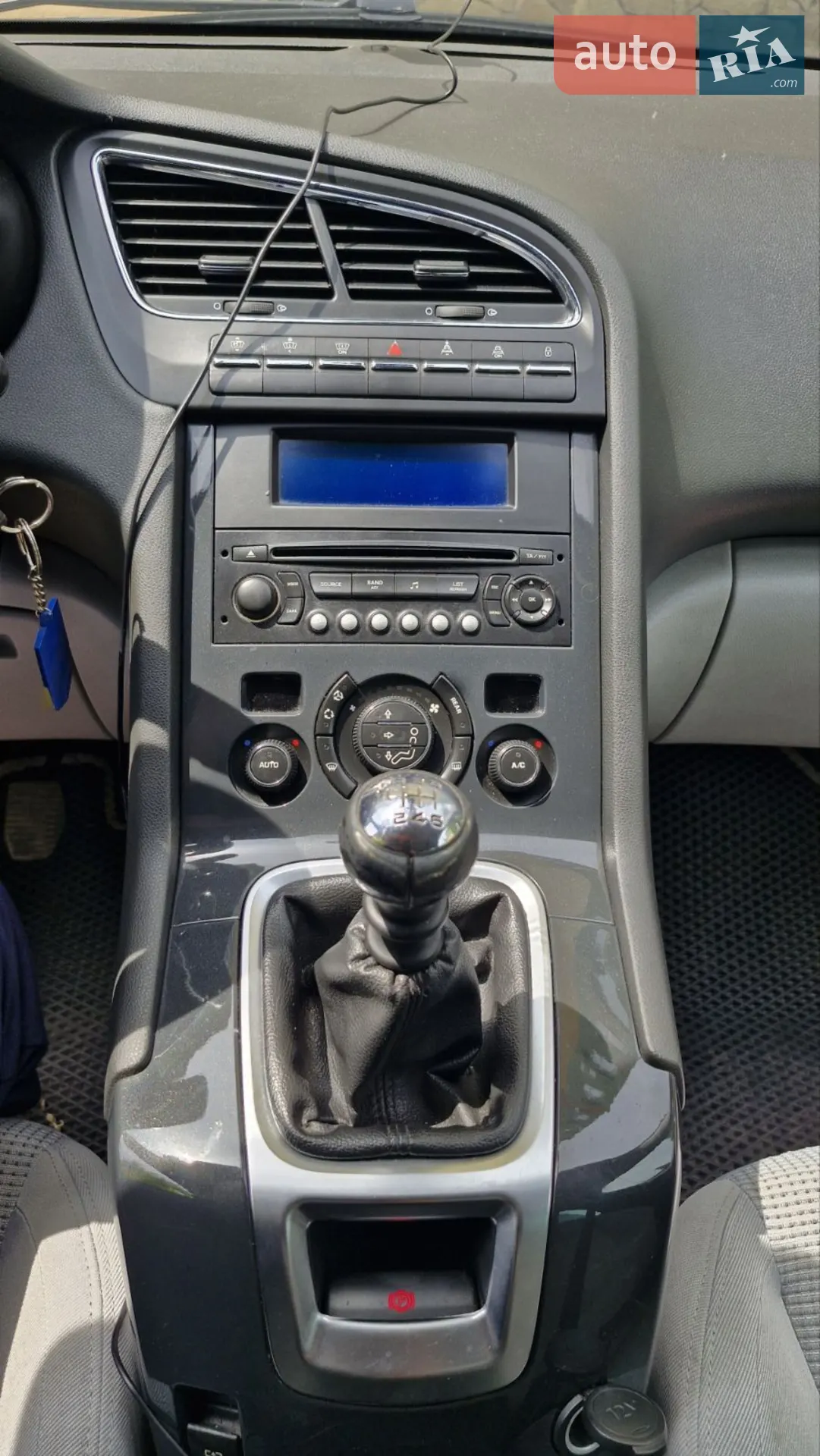 2011 Peugeot 5008 - мініатюра 7