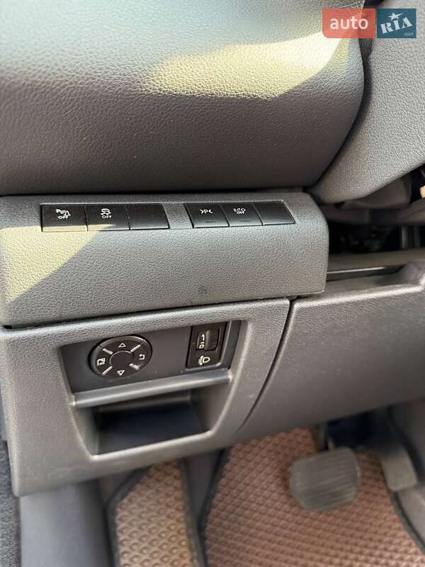 Микровэн Peugeot 5008 2013 в Виннице