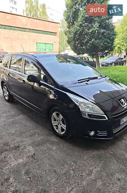 Мікровен Peugeot 5008 2013 в Львові