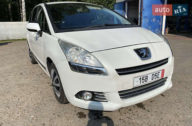 Микровэн Peugeot 5008 2013 в 