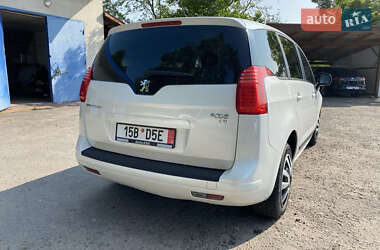 Микровэн Peugeot 5008 2013 в 