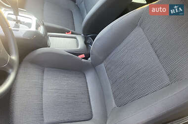 Микровэн Peugeot 5008 2013 в 