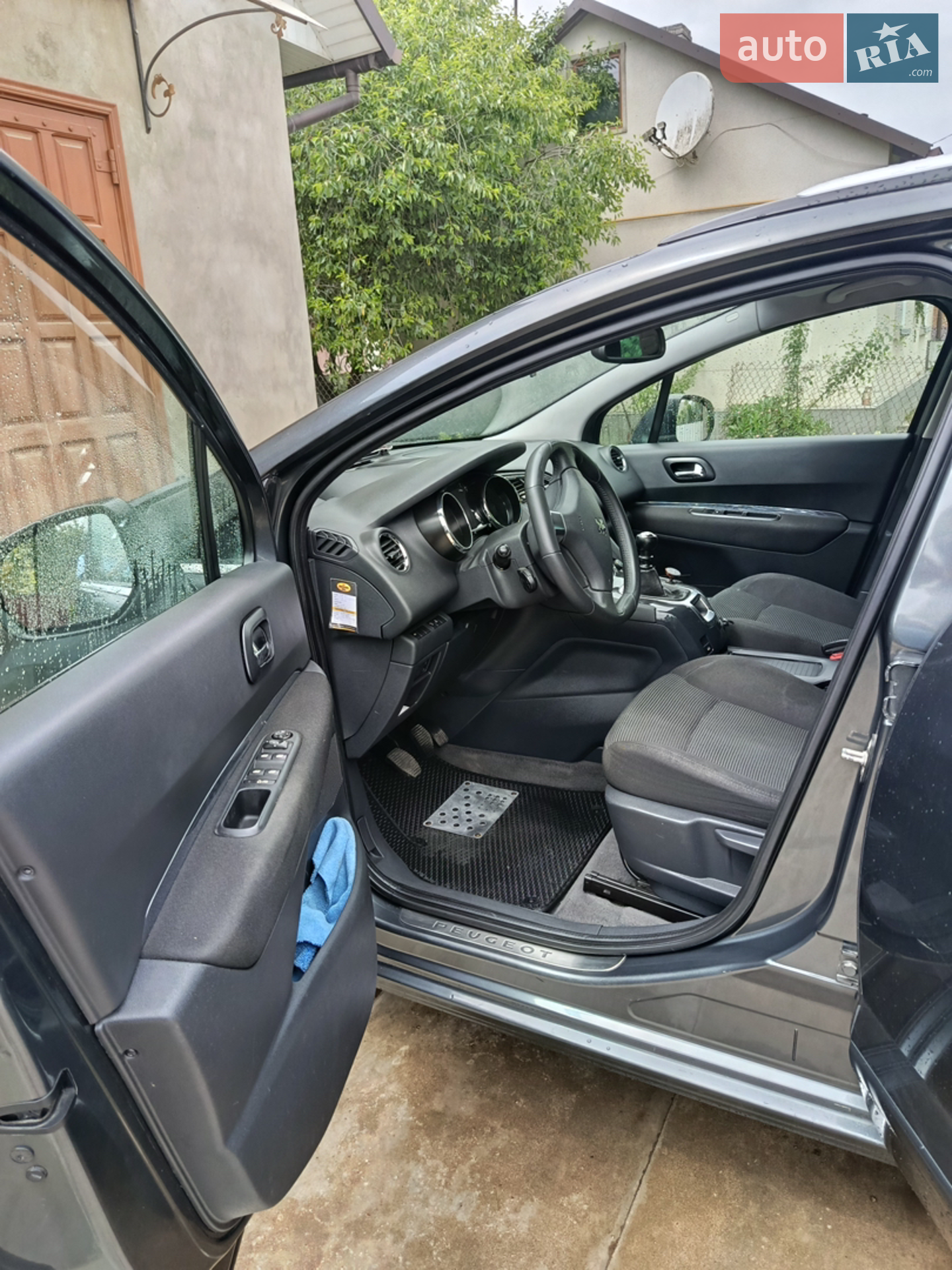 2011 Peugeot 5008 - мініатюра 8