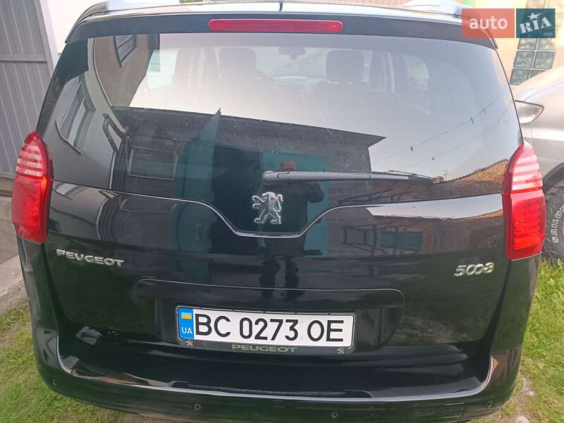 Микровэн Peugeot 5008 2011 в Золочеве