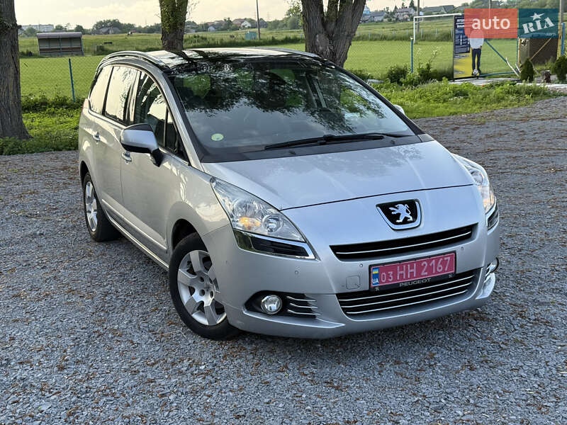 Peugeot 5008 2012