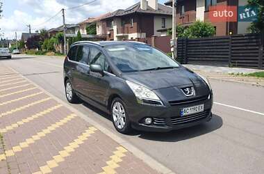 Микровэн Peugeot 5008 2010 в Киеве