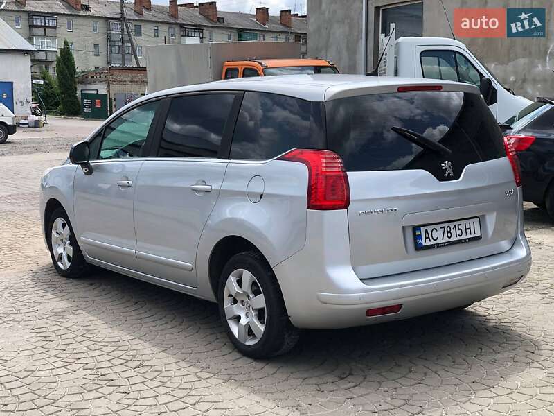 Мікровен Peugeot 5008 2011 в Ковелі