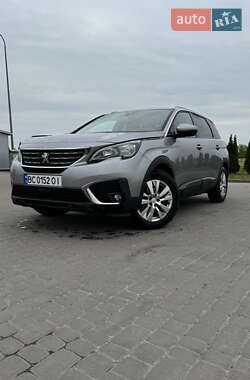 Позашляховик / Кросовер Peugeot 5008 2017 в Львові
