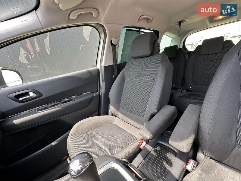 Мікровен Peugeot 5008 2012 в Львові