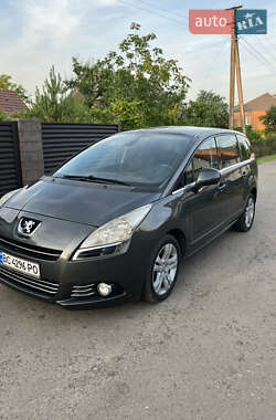 Мікровен Peugeot 5008 2009 в Городку