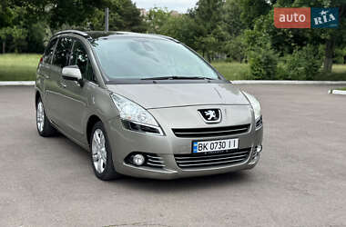 Микровэн Peugeot 5008 2011 в Ровно