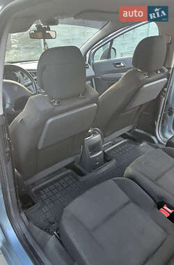 Микровэн Peugeot 5008 2010 в 