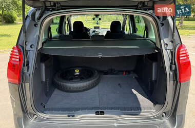 Мікровен Peugeot 5008 2015 в 