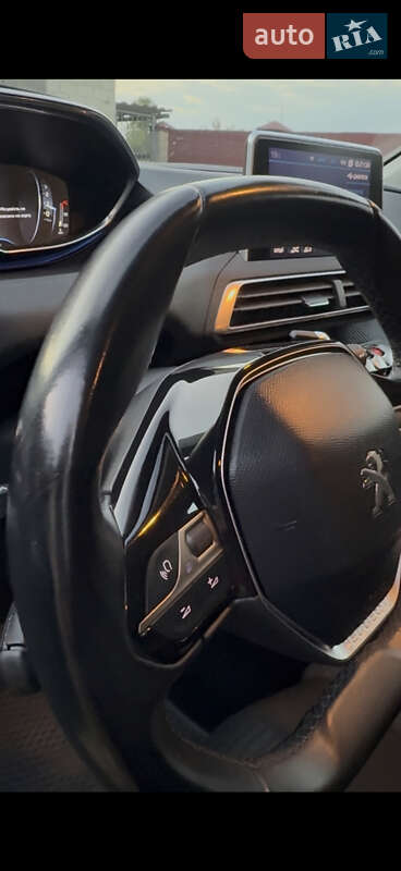 Внедорожник / Кроссовер Peugeot 5008 2018 в Стрые фото 5 Внедорожник / Кроссовер Peugeot 5008 2018 в Стрые