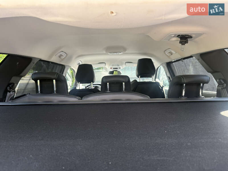 Позашляховик / Кросовер Peugeot 5008 2020 в Запоріжжі