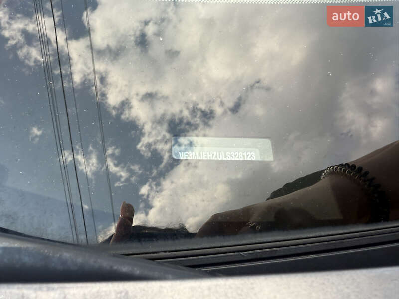 Позашляховик / Кросовер Peugeot 5008 2020 в Запоріжжі