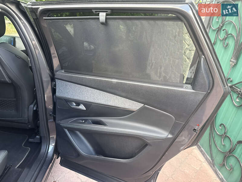 Позашляховик / Кросовер Peugeot 5008 2020 в Запоріжжі
