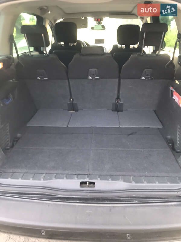 Мікровен Peugeot 5008 2011 в Кам'янці-Бузькій