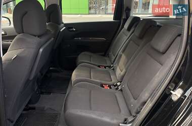 Мікровен Peugeot 5008 2013 в 