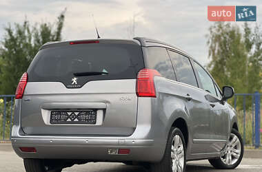 Микровэн Peugeot 5008 2016 в 