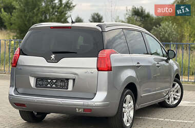 Микровэн Peugeot 5008 2016 в 