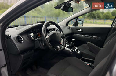 Микровэн Peugeot 5008 2016 в 