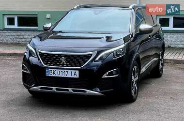 Внедорожник / Кроссовер Peugeot 5008 2018 в Луцке