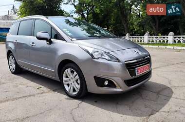 Мікровен Peugeot 5008 2016 в Новоархангельську