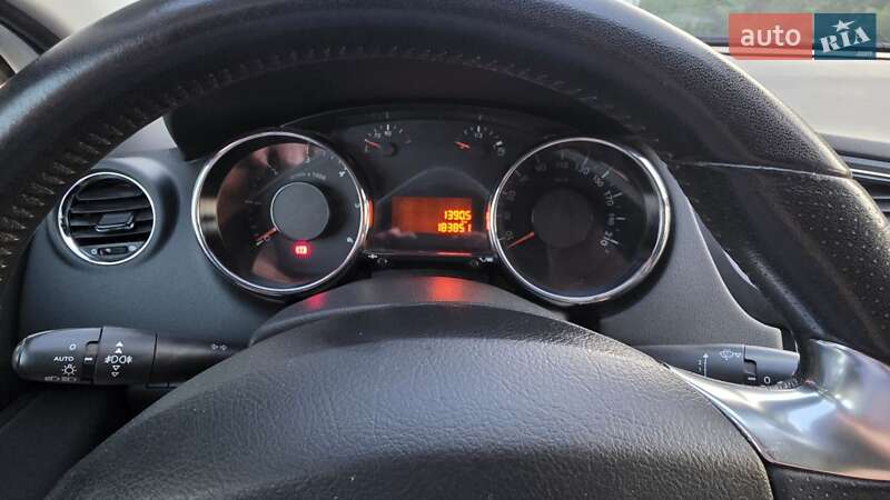 Мікровен Peugeot 5008 2014 в Івано-Франківську фото 16 Мікровен Peugeot 5008 2014 в Івано-Франківську