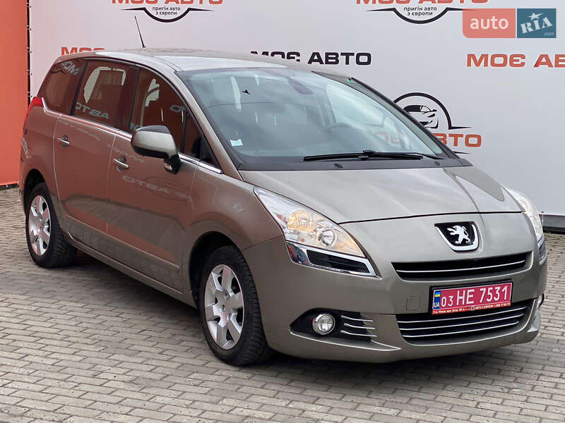 Микровэн Peugeot 5008 2011 в Ровно