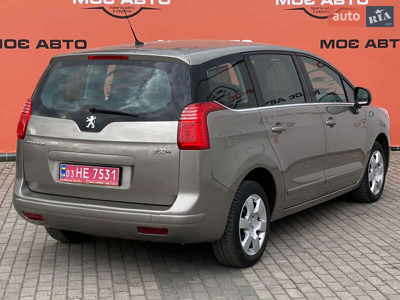 Микровэн Peugeot 5008 2011 в Ровно