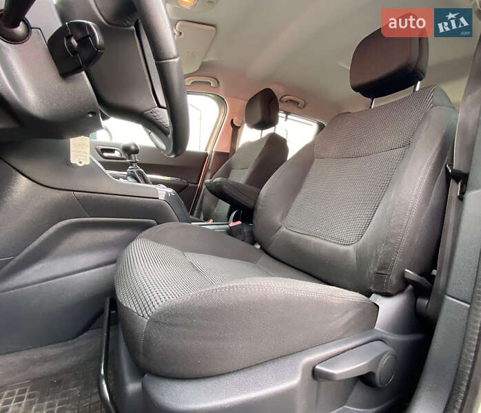 Микровэн Peugeot 5008 2011 в Ровно