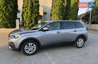 Внедорожник / Кроссовер Peugeot 5008 2020 в Черкассах