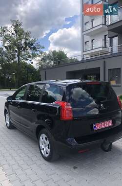 Мікровен Peugeot 5008 2014 в 