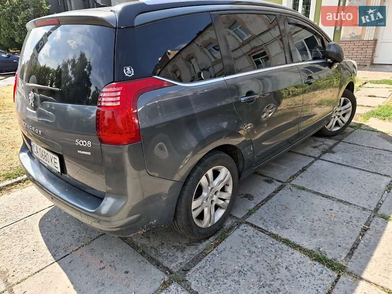 Микровэн Peugeot 5008 2011 в Черкассах