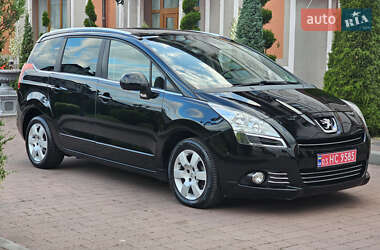 Микровэн Peugeot 5008 2012 в 